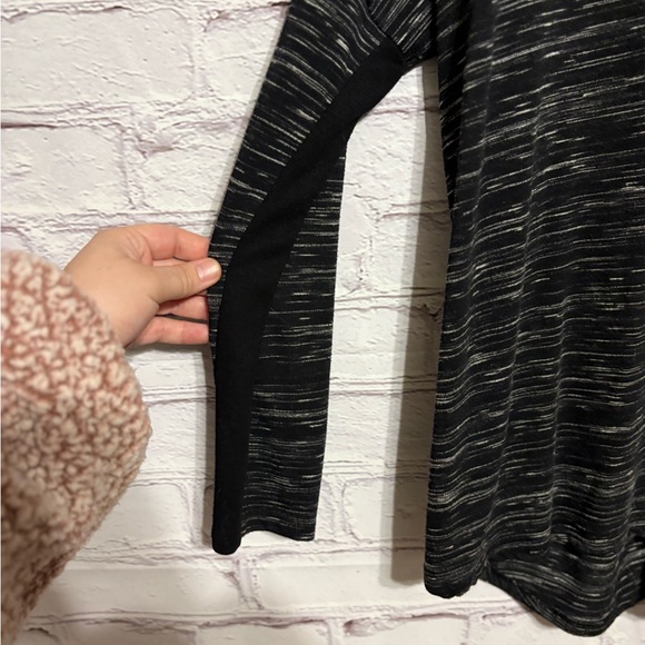 🌿5/$25 Apt. 9 Marbled Long Sleeve Top - Picture 2 of 6